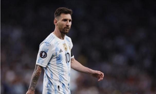 国足东亚杯鏖战背后，隐藏着怎样的困局？